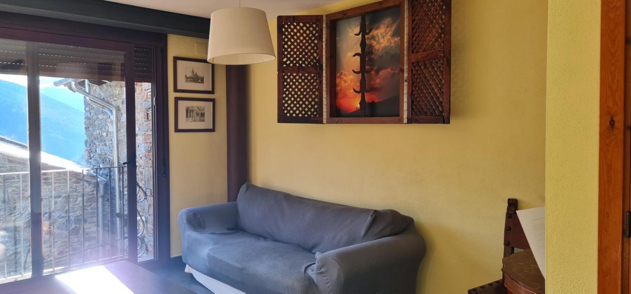 Apartaments Rurals XIX เกราลบ์ส ภายนอก รูปภาพ